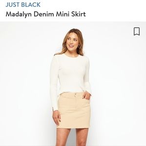 Light yellow mini skirt